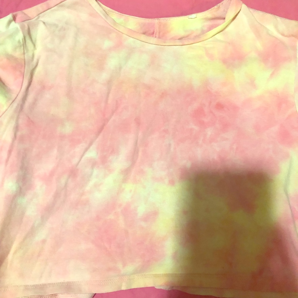 T•TIE-DYE SHIRTT •PACSUN •TRADING😄